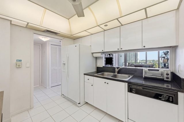 4750 S Ocean Boulevard 512, Highland Beach, FL 33487