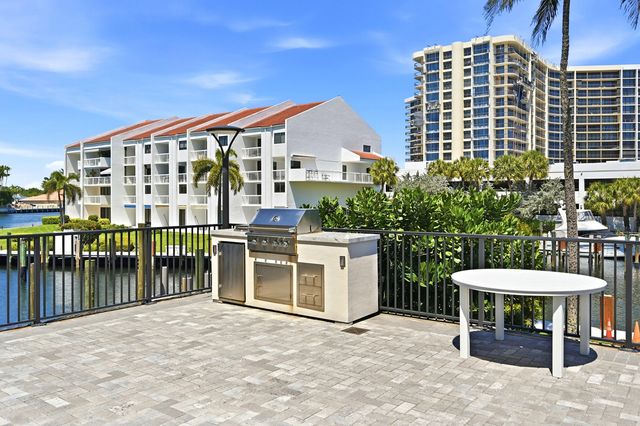 4750 S Ocean Boulevard 512, Highland Beach, FL 33487