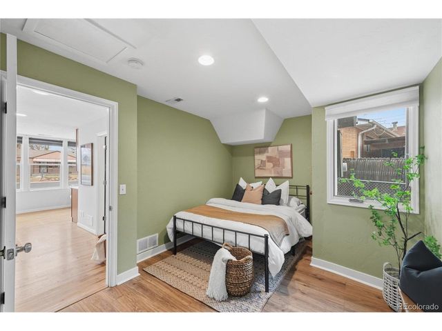 1290 S Raleigh St, Denver, CO 80219