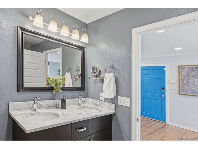 1290 S Raleigh St, Denver, CO 80219