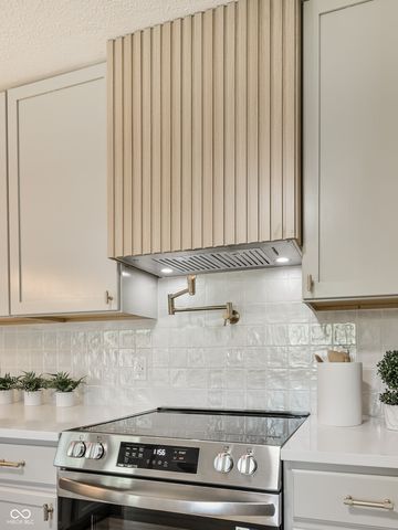 302 E Brunswick Avenue, Indianapolis, IN 46227