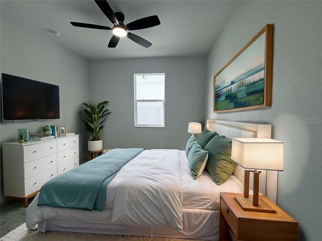 63 W 10TH STREET, Apopka, FL 32703