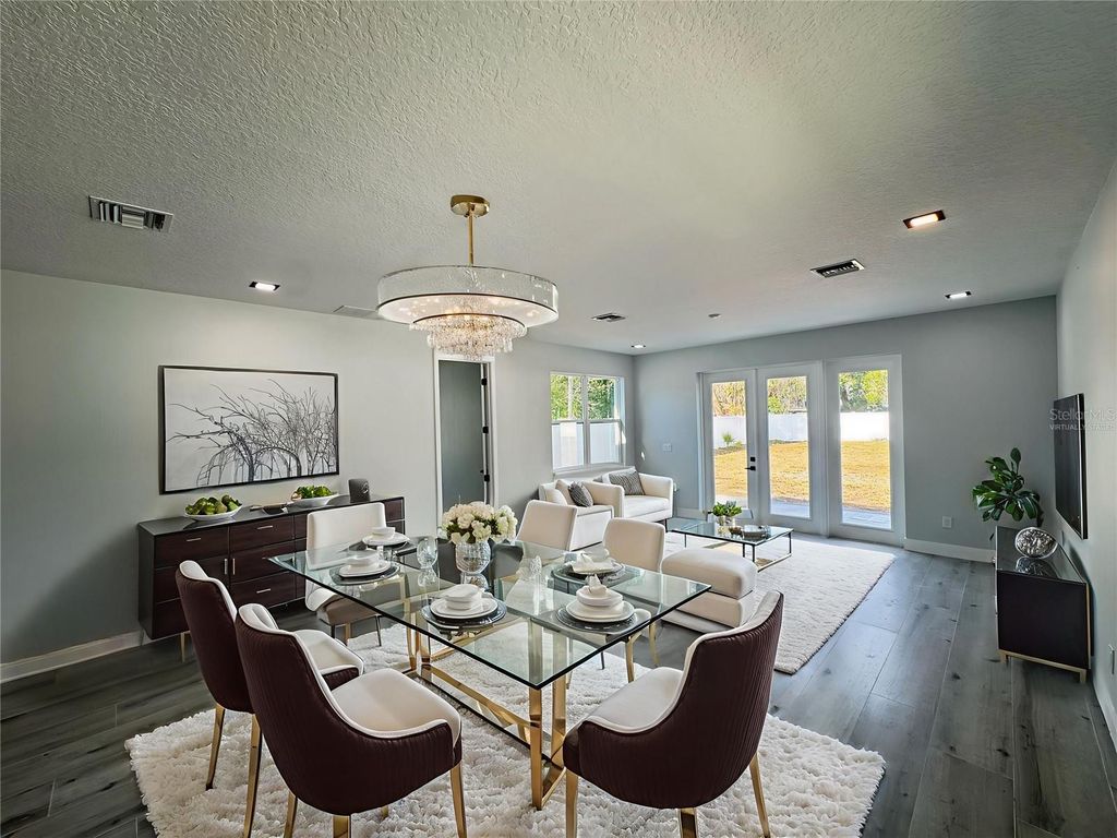 63 W 10TH STREET, Apopka, FL 32703