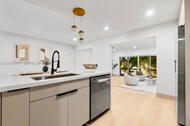 1905 NW 62nd Ter, Margate, FL 33063