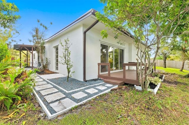 1905 NW 62nd Ter, Margate, FL 33063