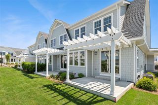 12 Depot Road 104, Westhampton Beach, NY 11978
