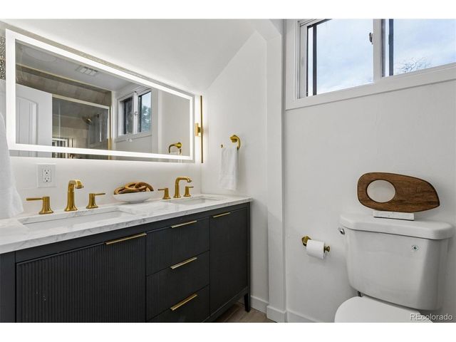 2293 Fenton St, Edgewater, CO 80214