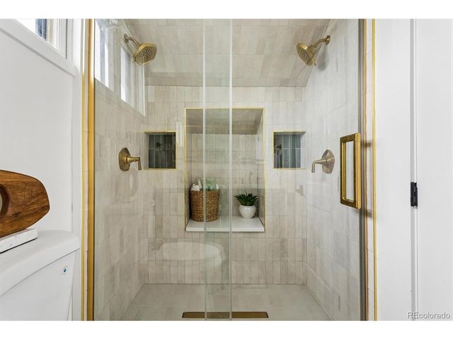 2293 Fenton St, Edgewater, CO 80214