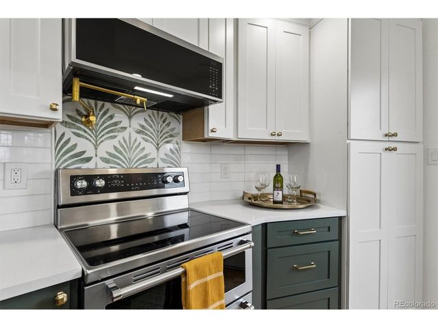 2293 Fenton St, Edgewater, CO 80214