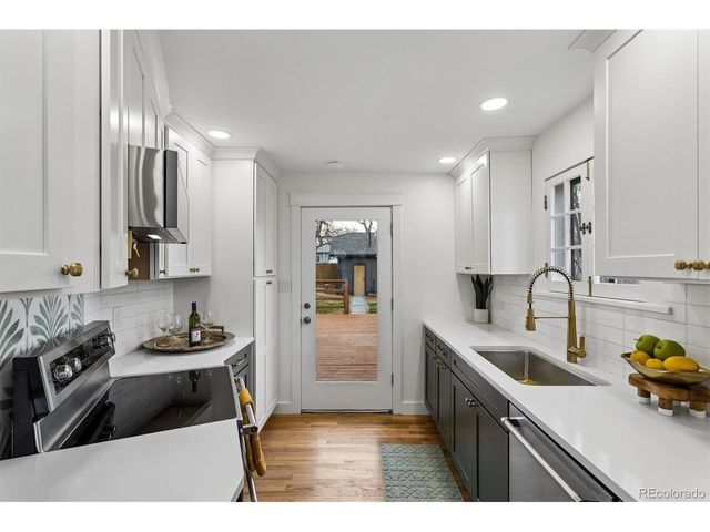 2293 Fenton St, Edgewater, CO 80214