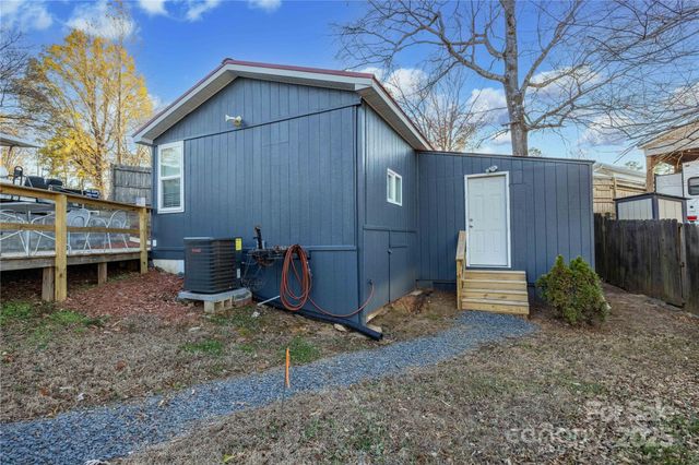113 Hideaway Trail 94, Mount Gilead, NC 27306
