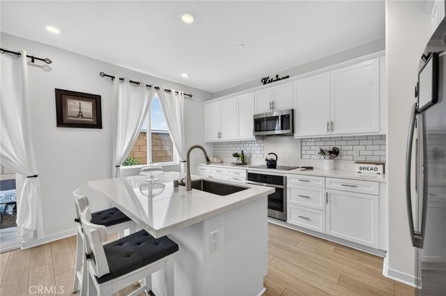 31385 Lolite Dr, Winchester, CA 92596