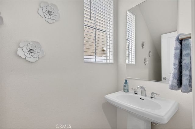 31385 Lolite Dr, Winchester, CA 92596