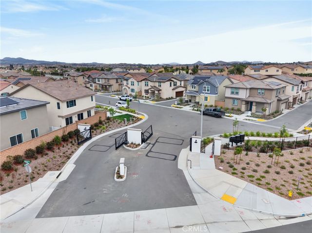 31385 Lolite Dr, Winchester, CA 92596