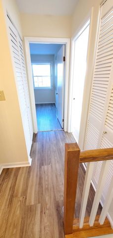 1307 FALL Court, Wheeling, IL 60090