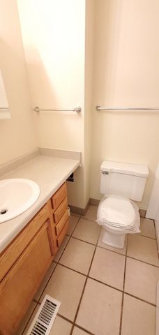 1307 FALL Court, Wheeling, IL 60090