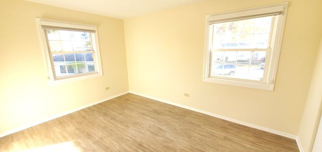 1307 FALL Court, Wheeling, IL 60090