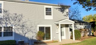 1307 FALL Court, Wheeling, IL 60090