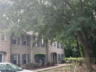 1537 Pine Brook Court C8, Greenville, NC 27858