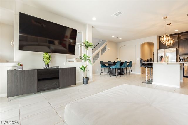 7056 Adler Falls Street, Las Vegas, NV 89118