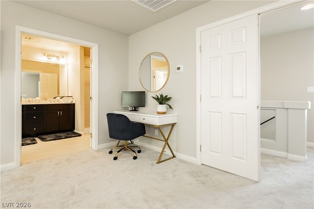 7056 Adler Falls Street, Las Vegas, NV 89118