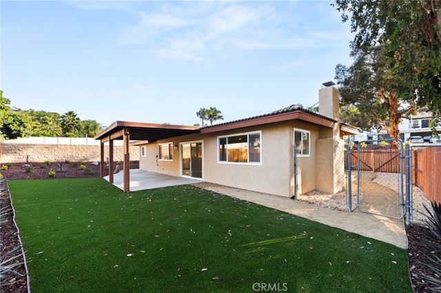 30550 Cinnamon Teal, Canyon Lake, CA 92587