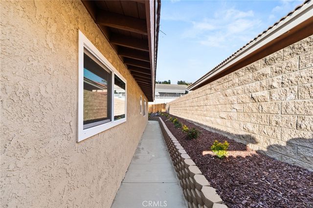 30550 Cinnamon Teal, Canyon Lake, CA 92587