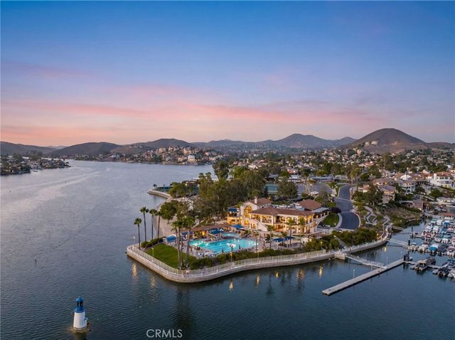 30550 Cinnamon Teal, Canyon Lake, CA 92587