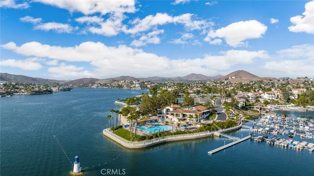 30550 Cinnamon Teal, Canyon Lake, CA 92587