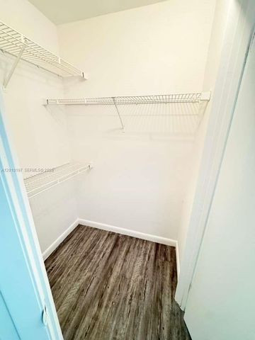 4767 Via Palm Lks 204, West Palm Beach, FL 33417