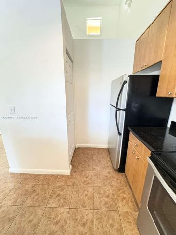 4767 Via Palm Lks 204, West Palm Beach, FL 33417