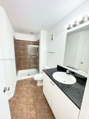 4767 Via Palm Lks 204, West Palm Beach, FL 33417
