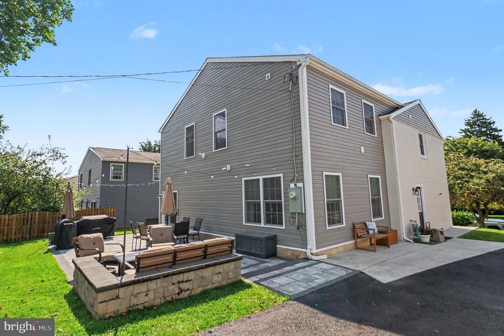 4031 N WARNER RD, LAFAYETTE HILL, PA 19444 — photo 2