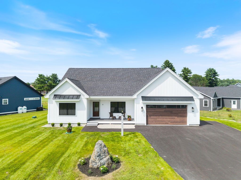 10 Magnolia Drive, Old Orchard Beach, ME 04064 — exterior