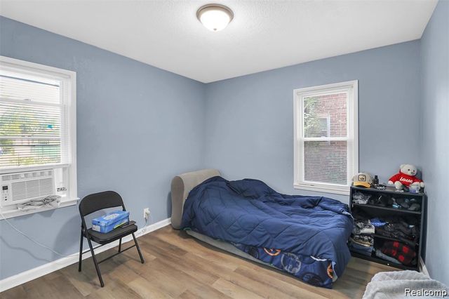 8342 Roselawn Street, Detroit, MI 48204