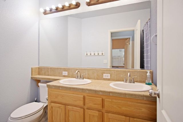 2604 Brickburg Street, Denair, CA 95316