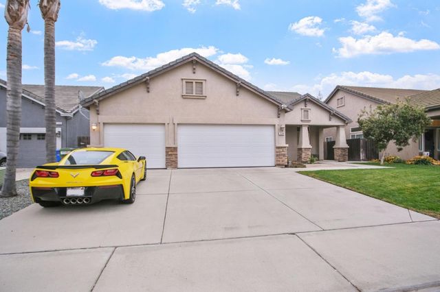 2604 Brickburg Street, Denair, CA 95316