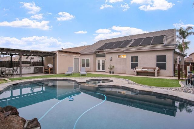 2604 Brickburg Street, Denair, CA 95316