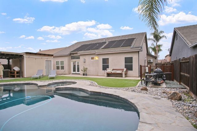 2604 Brickburg Street, Denair, CA 95316