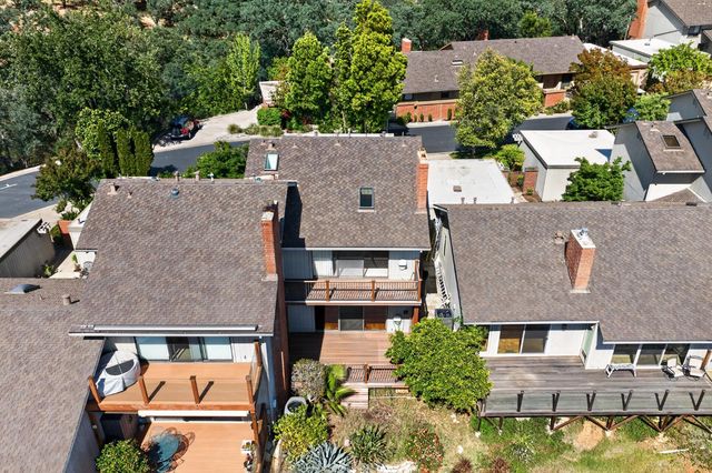 8728 Bluff Ln, Fair Oaks, CA 95628
