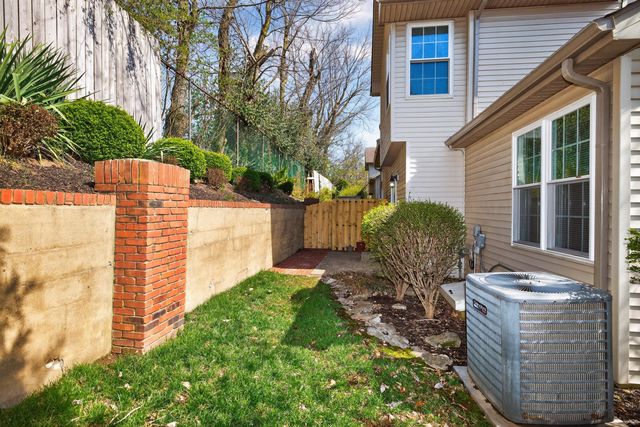 1517 Casper Court, Lexington, KY 40511