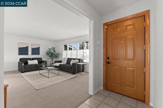 114 Combs Ln, Vallejo, CA 94590