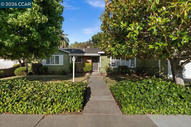 114 Combs Ln, Vallejo, CA 94590
