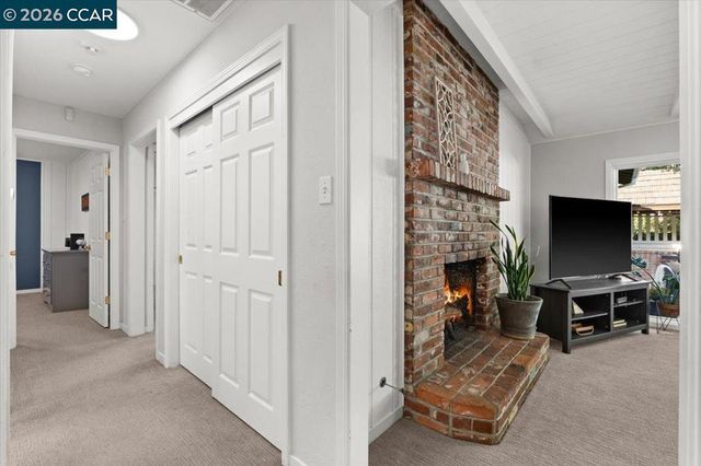 114 Combs Ln, Vallejo, CA 94590