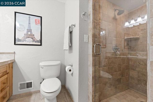 114 Combs Ln, Vallejo, CA 94590