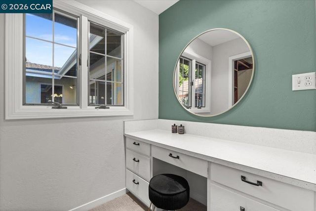 114 Combs Ln, Vallejo, CA 94590