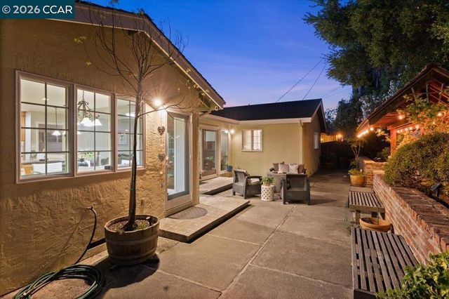 114 Combs Ln, Vallejo, CA 94590
