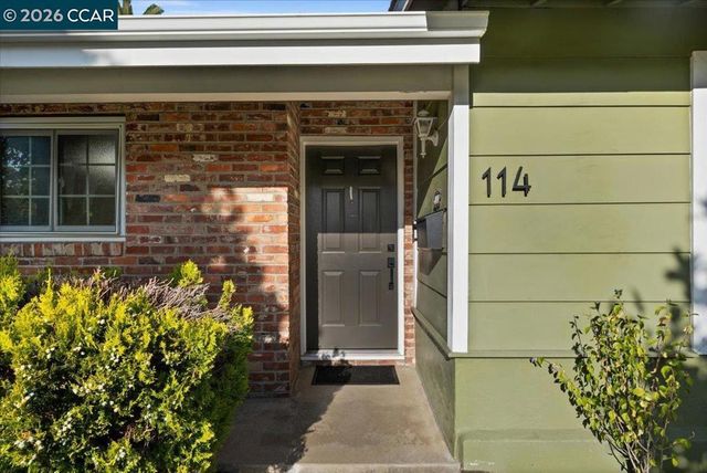 114 Combs Ln, Vallejo, CA 94590