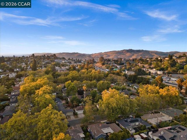114 Combs Ln, Vallejo, CA 94590
