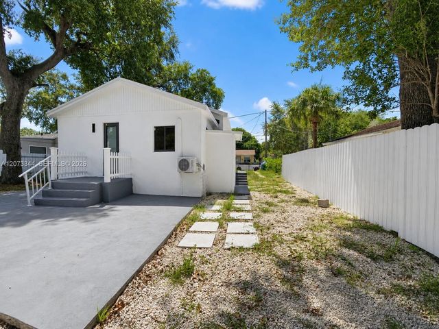 5511 NW 4th Avenue B, Miami, FL 33127